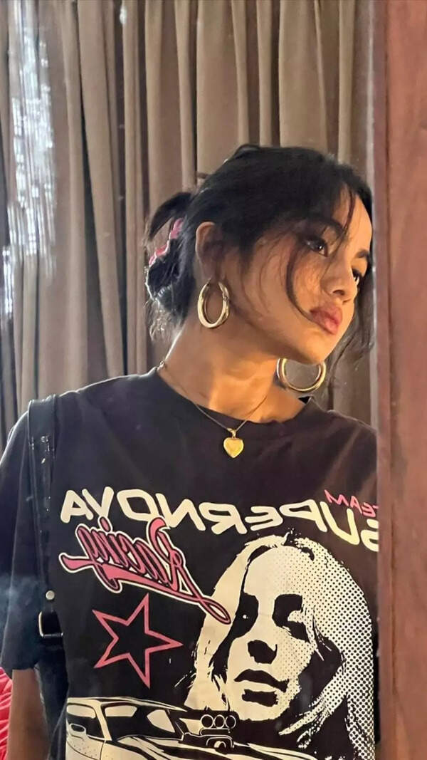 Devika Sanjay Images
