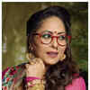 <i class="tbold">geeta kapur</i>