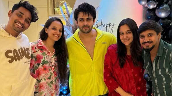 Jhalak Dikhhla Jaa team joins him