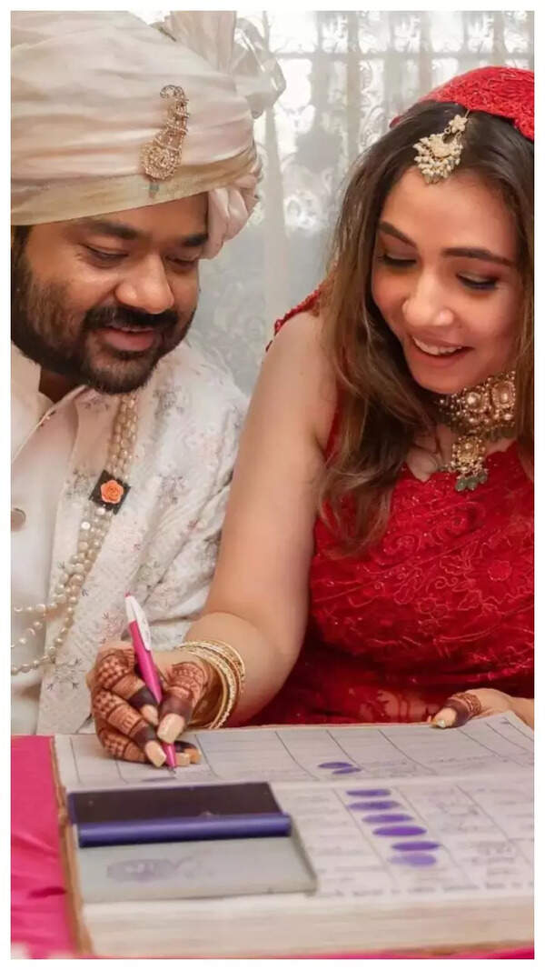 Maanvi Gagroo Images