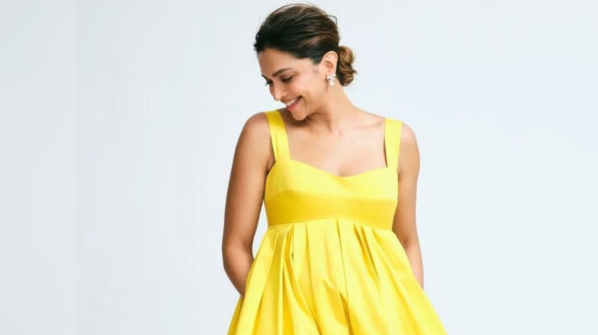 The yellow sunflower