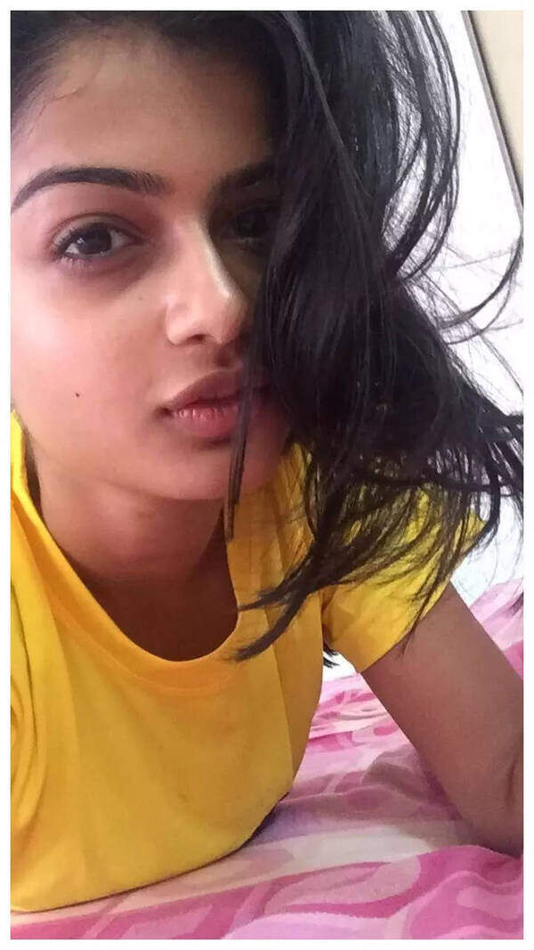 Hemal Ingle Pictures