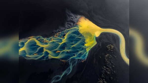 Art in Nature by Miki Spitzer