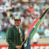<i class="tbold">Hansie Cronje</i>
