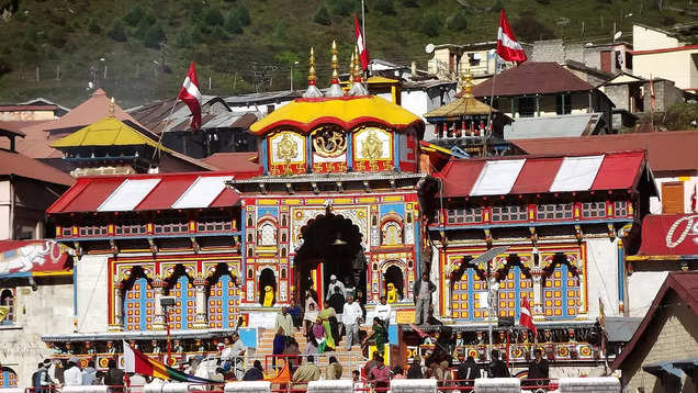 北阿坎德邦：由于暴雨警报，Char Dham Yatra 活动暂停