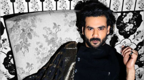 On being trolled for his outfits at Arti Singh's wedding