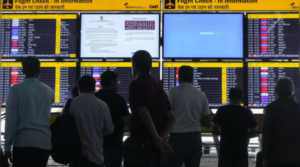 40-Minute delays and flight cancellations at Delhi airport