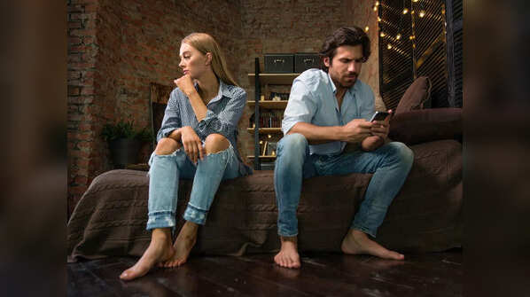 What is persecutor mode in relationships?