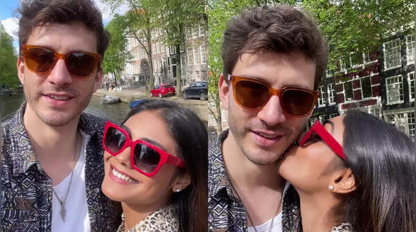 Sreejita De-Michael Blohm-Pape
