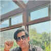 <i class="tbold">hindi film</i> success