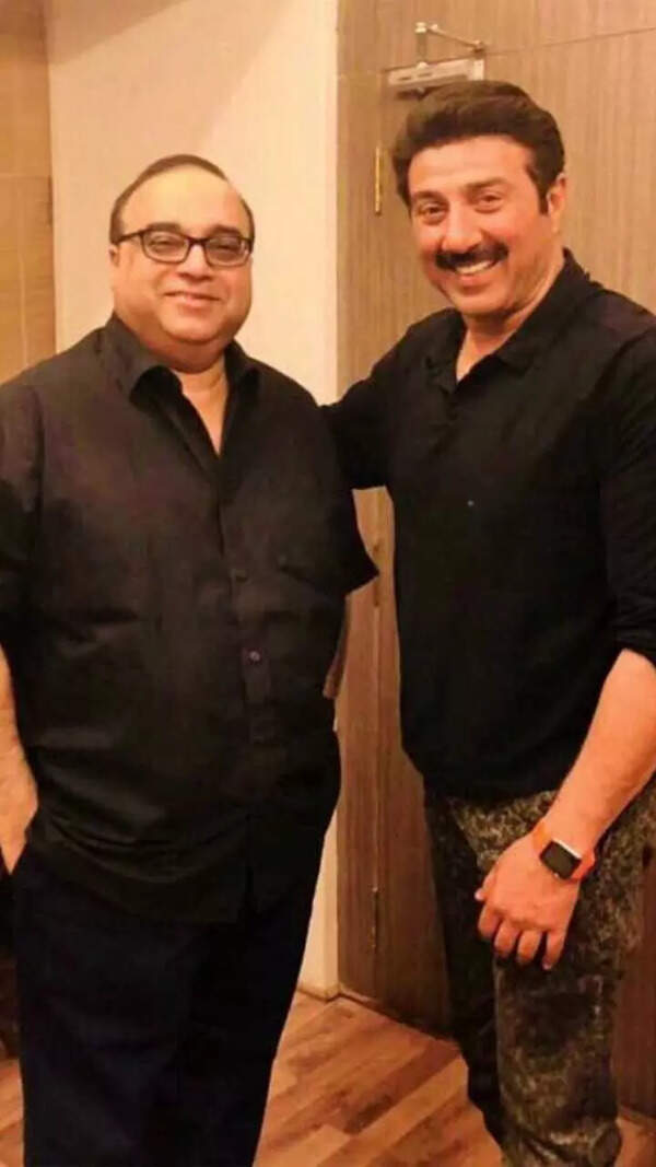 Rajkumar Santoshi Wallpapers