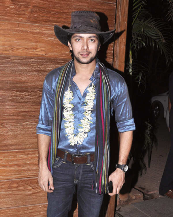Sharhaan Singh Images
