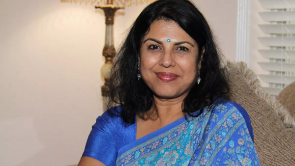 Chitra Banerjee Divakaruni Stills