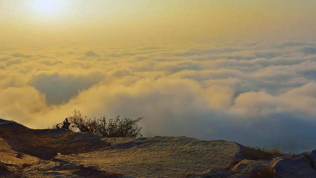 How to reach Nandi Hills in Karnataka from Bengaluru