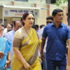 Thane School Case Live: Chitra Wagh came to meet the officers at Badlapur police station.