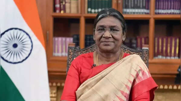 President greeted all countrymen on the occasion