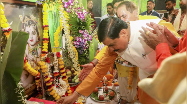Krishna an established 'Jagat Guru'