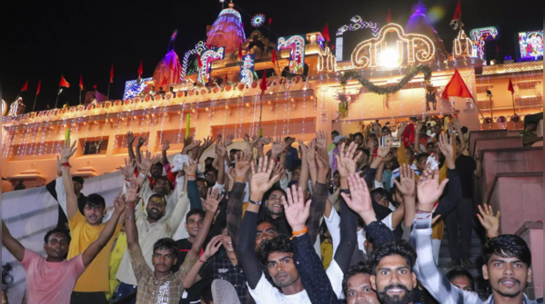 Devotees flock ISKCON temples across India