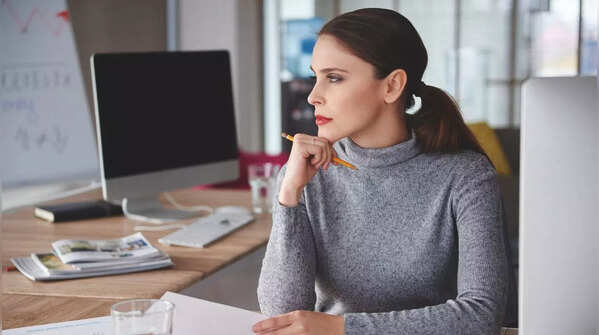 Significant habits that reflect a weak mindset