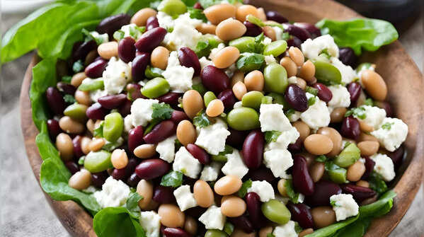 Sunday: Mixed Bean and Cottage Cheese Salad
