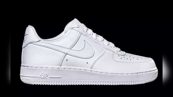 New Balance to Nike: 5 no-fail white sneakers every one should own