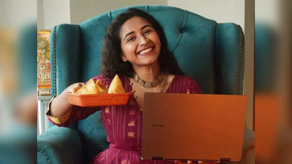 RJ Ananthi