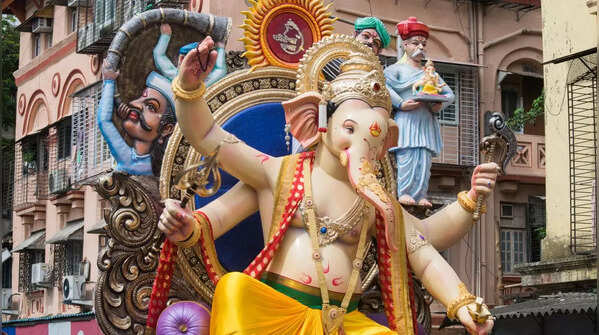 Ganapati vs Gajapati