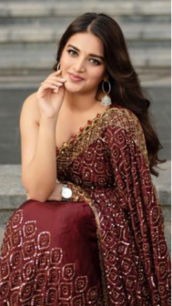 Nidhhi Agerwal Images