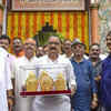 Gold crowns worth Rs 60 lakh offered to lord Ram