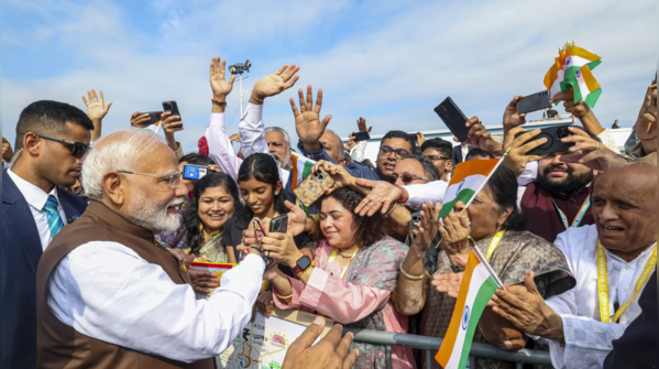 PM Modi receives warm welcome from Indian diaspora in Delaware