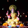 Article image for: Coin tossing and <i class="tbold">maa lakshmi</i>