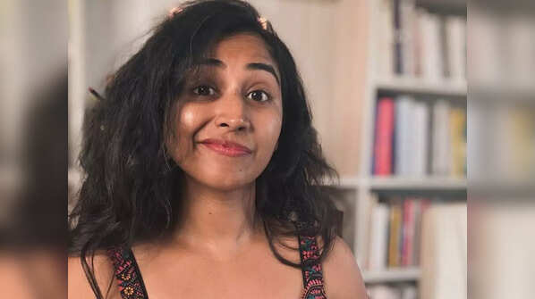 RJ Ananthi