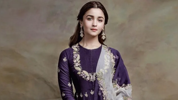 Navratri Colour Day 9: Purple