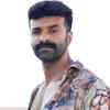 Sathya enters the house