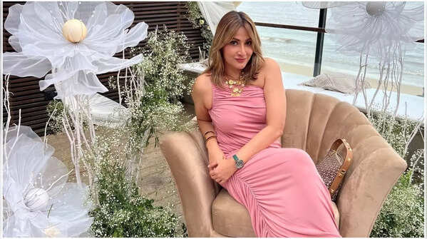 Urvashi Dholakia