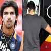 Article image for: Now, <i class="tbold">ishant sharma</i> shows middle finger to fans