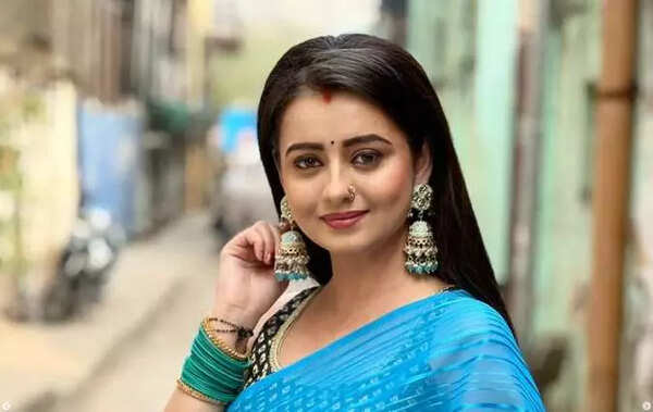 Chahat-Pandey