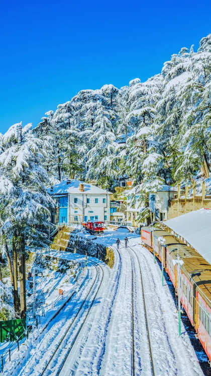 Snow Tourist Places Uttarakhand: Discover Winter Wonderland Snow Tourist Places Uttarakhand: Discover Winter Wonderland