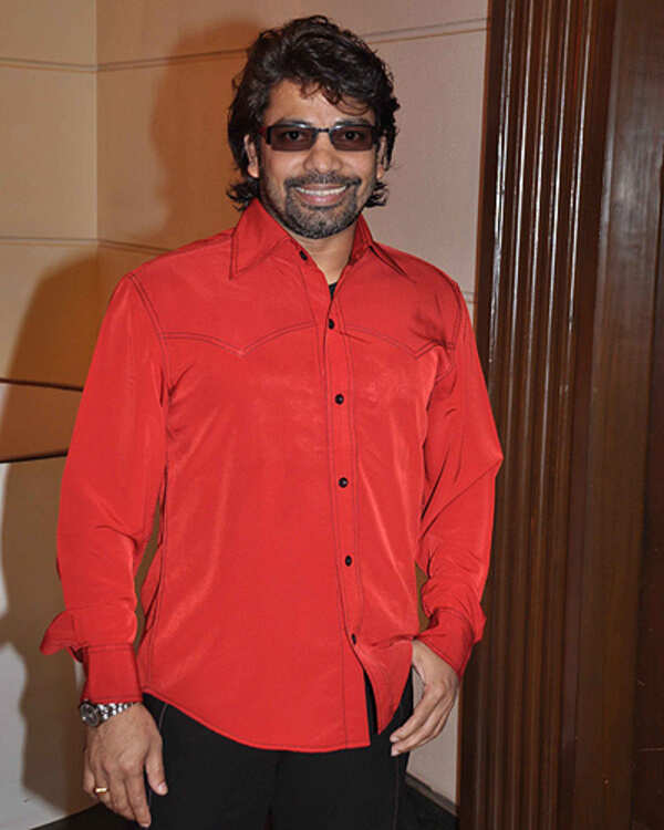 Longinus Fernandes Pictures