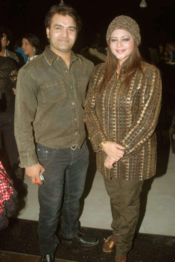 Seema Kapoor Photos