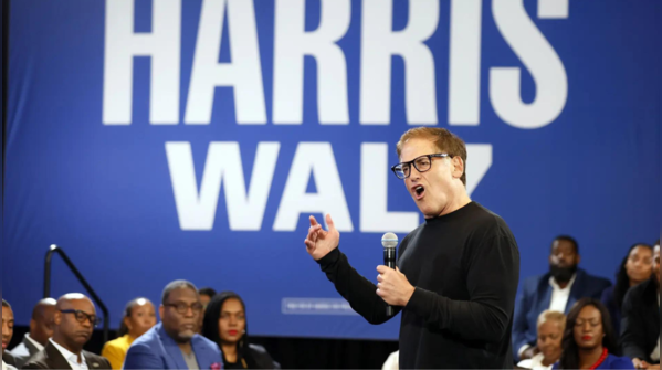Donald Trump calls Mark Cuban 'really dumb'