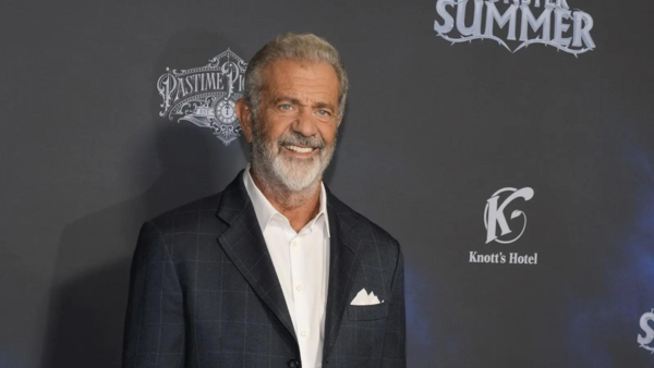Mel Gibson Stills