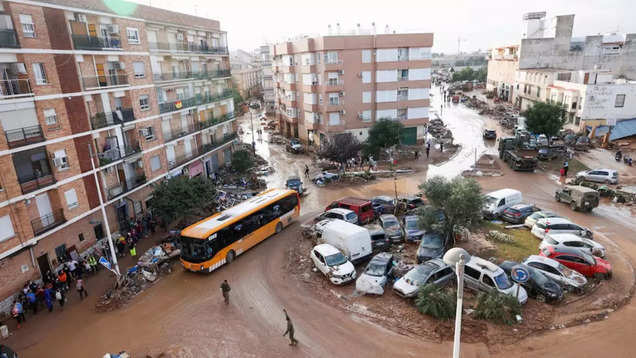 Barcelona's El Prat airport faces chaos as flooding leads to flight cancellations