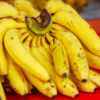 Who should avoid eating bananas?