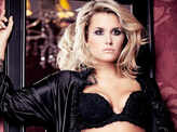 Sizzling babes in hot lingerie