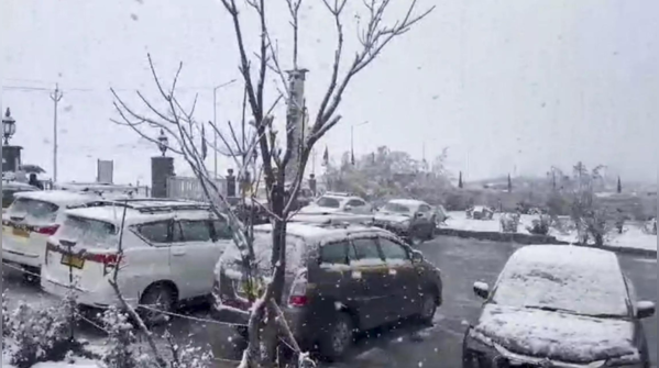 Gulmarg's first snowfall
