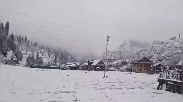 Snowy paradise in Kupwara