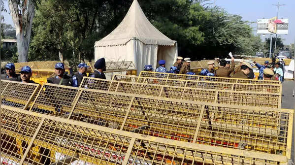 5,000 police officials deployed