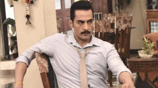 Sudhanshu suggests a fun plot twist if Vanraj has to return