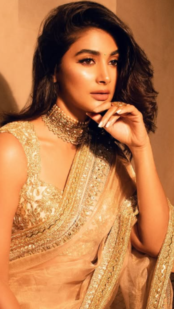 Pooja Hegde Pictures